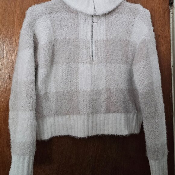 Jessica Simpson Plaid Fuzzy Zipper Sweater Jacket Lot of 3 - Picture 3 of 9